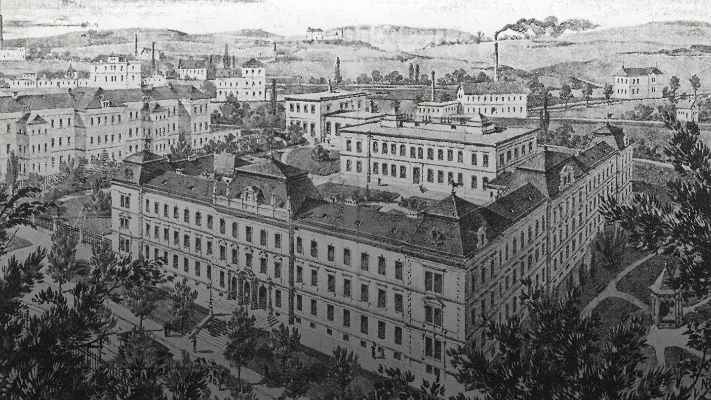 Historická budova školy z roku 1876